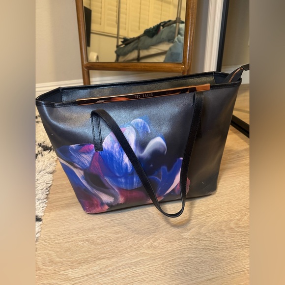Ted Baker “Cosmic Bloom” Black Leather Tote - Picture 4 of 14